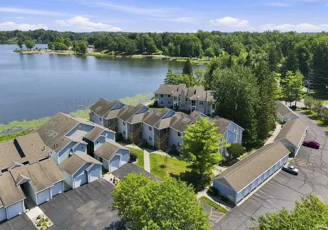 Photo 2 of Condo for sale at 800 E Arthur St #B-8, Warsaw, IN 46580 | MLS# 202630286 | Listing updated on 2026-08-19