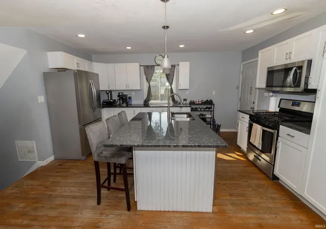 Photo 3 of Sale Pending at 2653 Prescott Dr, Mishawaka, IN 46544 | MLS# 202630309 | Listing updated on 2026-09-01