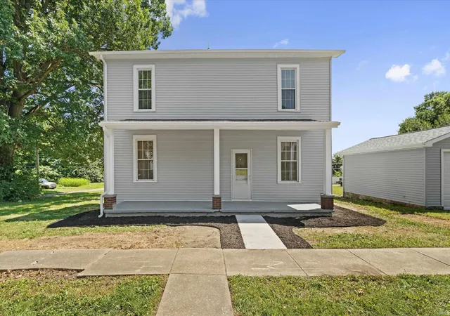 Photo 2 of Manufactured home for sale at 324 W 9th Street, Mount Vernon, IN 47620 | MLS# 202630317 | Listing updated on 2026-09-10