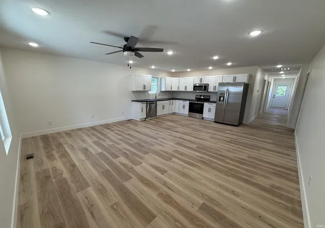 Photo 4 of Manufactured home for sale at 515 College Ave, Mitchell, IN 47446 | MLS# 202630340 | Listing updated on 2026-07-28
