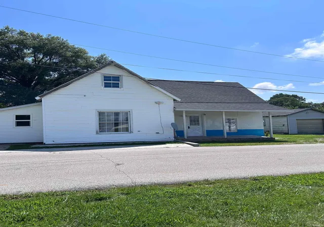 Photo 1 of Manufactured home for sale at 1817 North St, Washington, IN 47501 | MLS# 202630344 | Listing updated on 2026-08-31