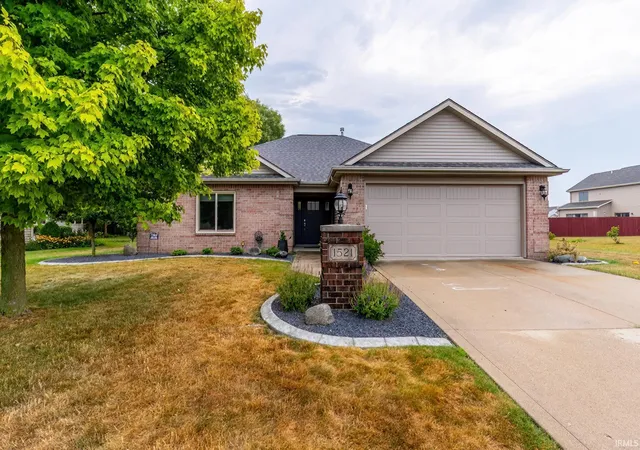 Photo 1 of Sale Pending at 1521 Waynedale Dr, Garrett, IN 46738 | MLS# 202630350 | Listing updated on 2026-09-13