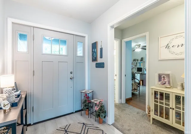 Photo 3 of Sale Pending at 1521 Waynedale Dr, Garrett, IN 46738 | MLS# 202630350 | Listing updated on 2026-09-13