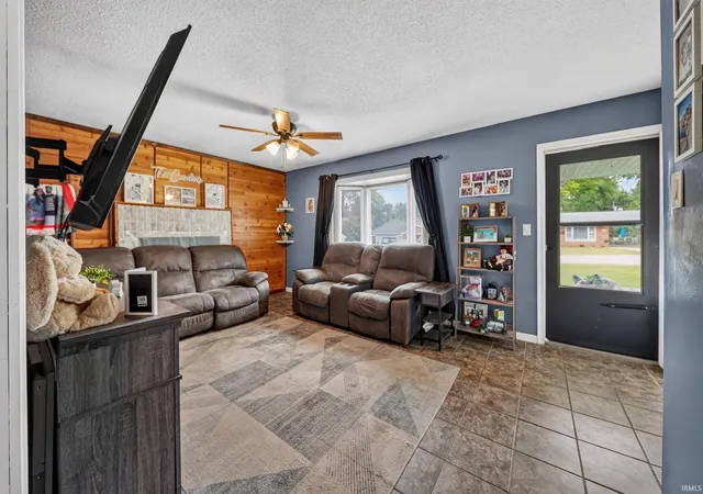 Photo 3 of Manufactured home for sale at 526 S 8th Street, Rockport, IN 47635 | MLS# 202630395 | Listing updated on 2026-09-09