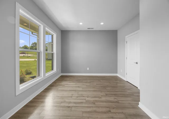 Photo 3 of Manufactured home for sale at 1406 N Hunters Xing Pass, Huntingburg, IN 47542 | MLS# 202630396 | Listing updated on 2026-07-28