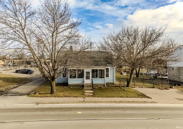 Photo 1 of Manufactured home for sale at 415 S Buffalo St, Warsaw, IN 46580 | MLS# 202630400 | Listing updated on 2026-09-25