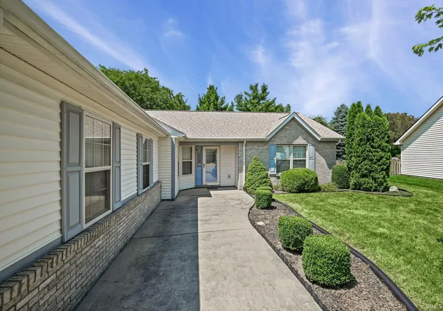 Photo 3 of Sale Pending at 3536 Round Rock Cir, Lafayette, IN 47909 | MLS# 202630404 | Listing updated on 2026-09-19