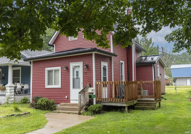Photo 2 of Manufactured home for sale at 807 Emerson St, Goshen, IN 46526 | MLS# 202630413 | Listing updated on 2026-07-31