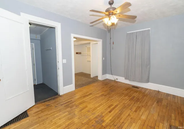 Photo 3 of Manufactured home for sale at 807 Emerson St, Goshen, IN 46526 | MLS# 202630413 | Listing updated on 2026-07-31