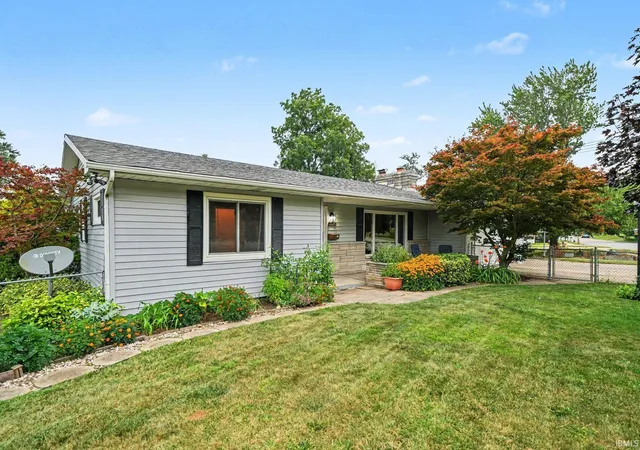 Photo 2 of Sale Pending at 2720 Ewing Ave, Mishawaka, IN 46544 | MLS# 202630429 | Listing updated on 2026-08-03