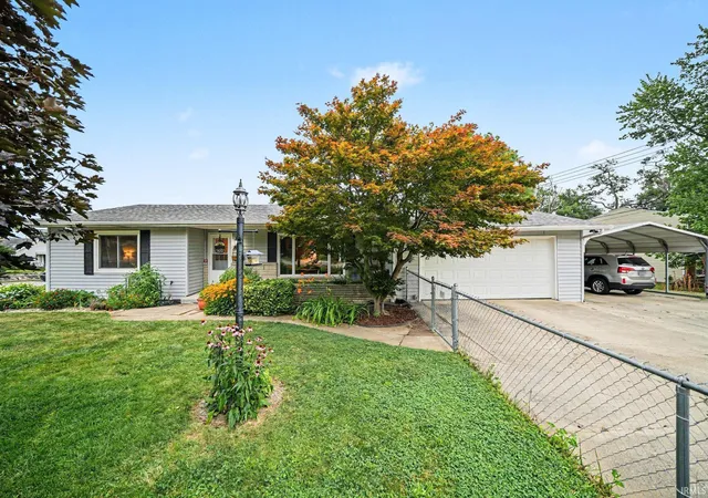Photo 3 of Sale Pending at 2720 Ewing Ave, Mishawaka, IN 46544 | MLS# 202630429 | Listing updated on 2026-08-03