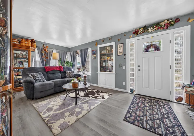 Photo 3 of Manufactured home for sale at 558 E Swayzee St, Marion, IN 46952 | MLS# 202630438 | Listing updated on 2026-09-17