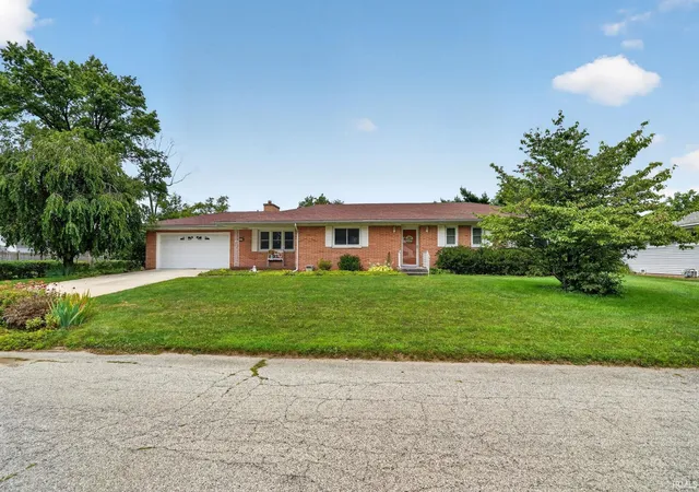 Photo 2 of Manufactured home for sale at 2120 Crestview Ct, Lafayette, IN 47905 | MLS# 202630455 | Listing updated on 2026-09-22