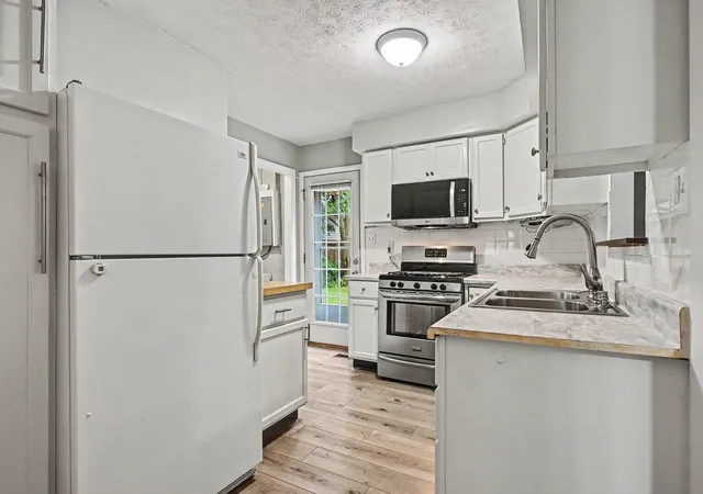 Photo 4 of Manufactured home for sale at 52411 Filbert Rd, Granger, IN 46530 | MLS# 202630463 | Listing updated on 2026-09-08