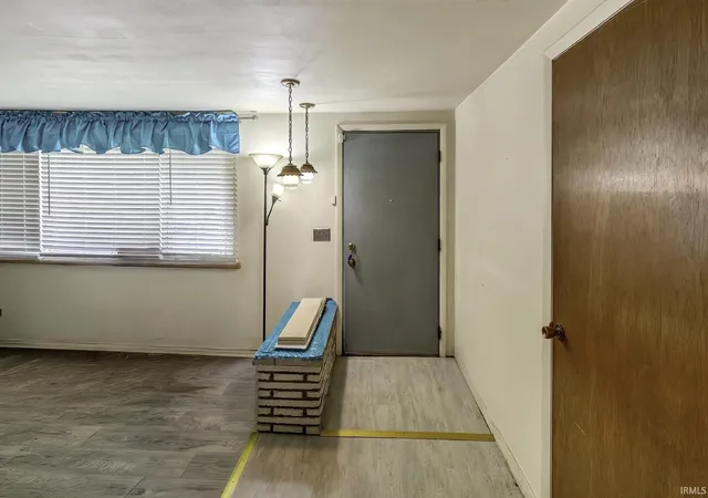 Photo 3 of Manufactured home for sale at 2612 Oakwood Dr, Fort Wayne, IN 46816 | MLS# 202630472 | Listing updated on 2026-08-30