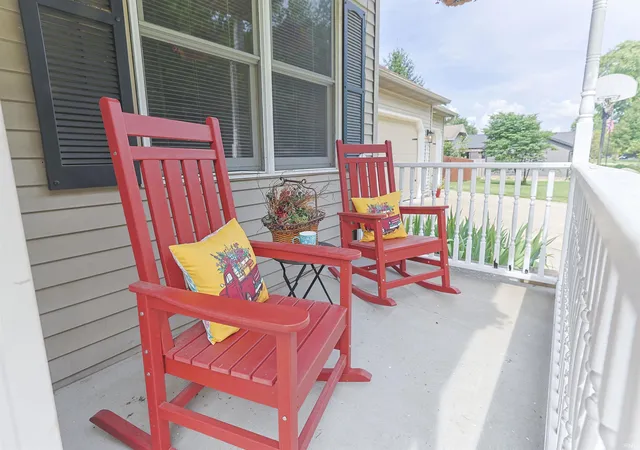 Photo 2 of Manufactured home for sale at 10333 Dunn Rd, Osceola, IN 46561 | MLS# 202630477 | Listing updated on 2026-09-04