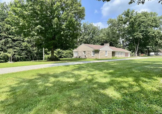 Photo 3 of Manufactured home for sale at 3216 W 200 North, Peru, IN 46970 | MLS# 202630490 | Listing updated on 2026-08-25
