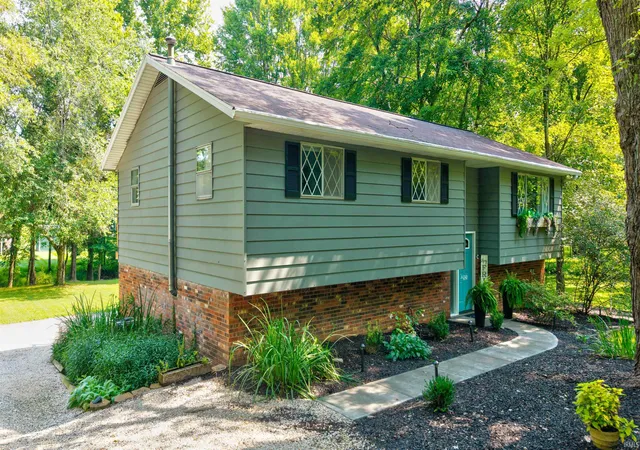 Photo 2 of Manufactured home for sale at 480 W Melchoir Dr, Santa Claus, IN 47579 | MLS# 202630491 | Listing updated on 2026-07-29