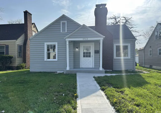 Photo 1 of Manufactured home for sale at 3705 Gaywood Dr, Fort Wayne, IN 46806 | MLS# 202630503 | Listing updated on 2026-09-12