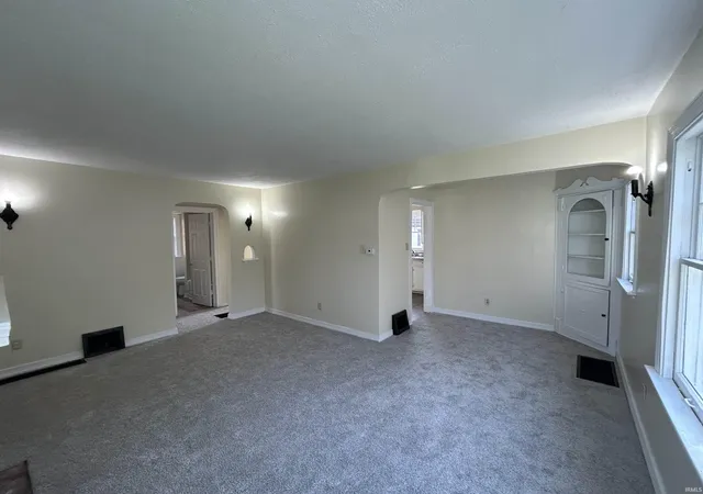 Photo 3 of Manufactured home for sale at 3705 Gaywood Dr, Fort Wayne, IN 46806 | MLS# 202630503 | Listing updated on 2026-09-12