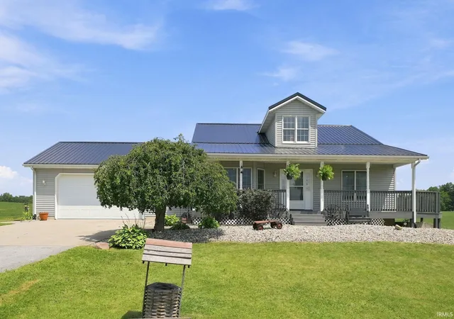 Photo 3 of Sale Pending at 301 S 400 West, Columbia City, IN 46725 | MLS# 202630522 | Listing updated on 2026-09-01