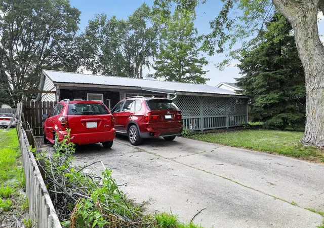 Photo 2 of Sale Pending at 5203 Arrowhead Blvd, Kokomo, IN 46902 | MLS# 202630528 | Listing updated on 2026-08-27