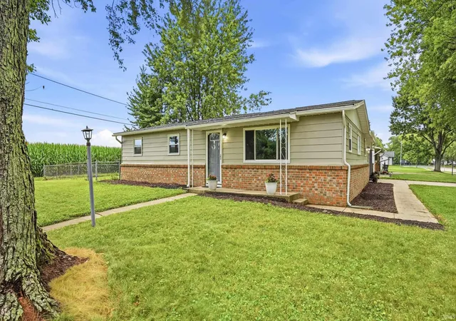 Photo 2 of Sale Pending at 9200 W Millerfield Dr, Yorktown, IN 47396 | MLS# 202630568 | Listing updated on 2026-08-26