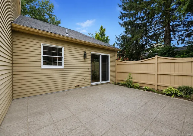 Photo 3 of Condo for sale at 2648 E Windermere Woods Dr, Bloomington, IN 47401 | MLS# 202630575 | Listing updated on 2026-08-21