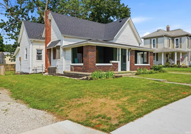 Photo 4 of Sale Pending at 345 N Lee St, Markle, IN 46770 | MLS# 202630602 | Listing updated on 2026-07-30