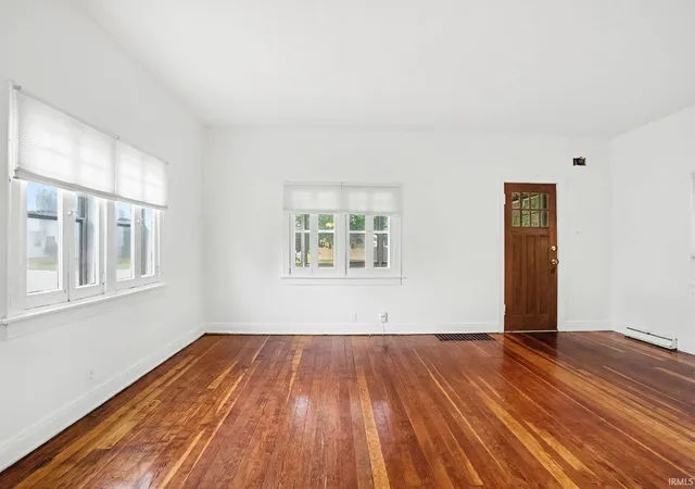 Photo 3 of Manufactured home for sale at 624 E Battell St, Mishawaka, IN 46545 | MLS# 202630603 | Listing updated on 2026-09-10