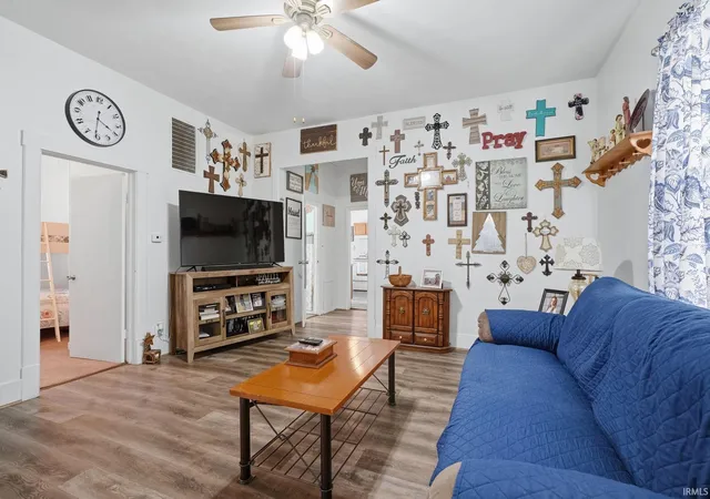 Photo 4 of Manufactured home for sale at 414 W 6th Street, Mount Carmel, IL 62863 | MLS# 202630629 | Listing updated on 2026-07-30