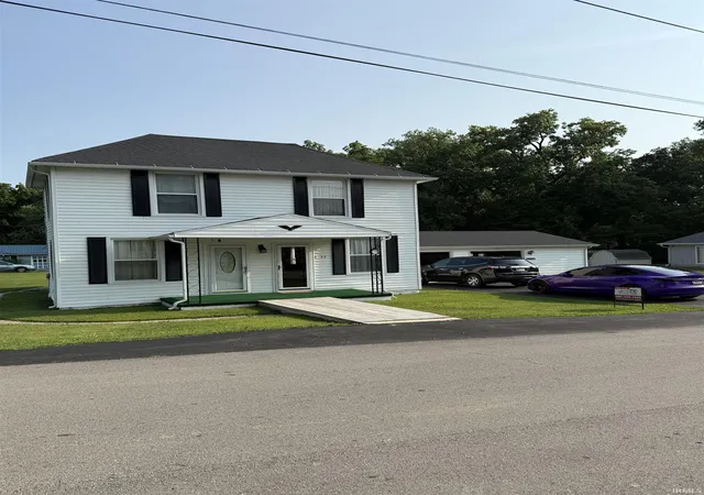 Manufactured home for sale at 22 E Branson St, La Fontaine, IN 46940 | MLS# 202630631
