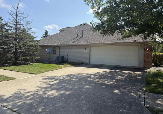 Photo 4 of Condo for sale at 12232 Blaceberry Dr, Fort Wayne, IN 46814 | MLS# 202630648 | Listing updated on 2026-08-05