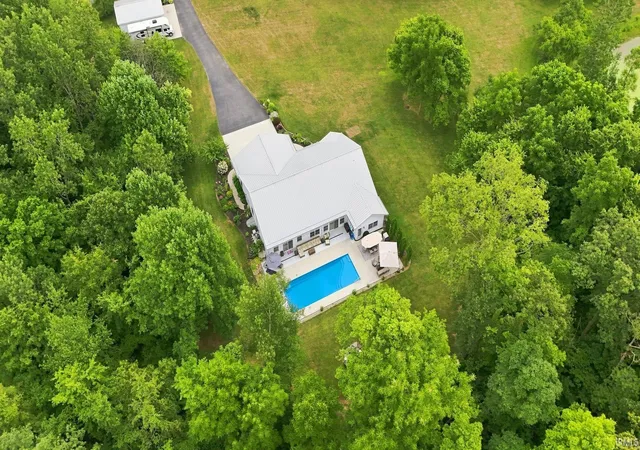 Photo 3 of Manufactured home for sale at 6099 N 950 East, North Webster, IN 46555 | MLS# 202630652 | Listing updated on 2026-09-01