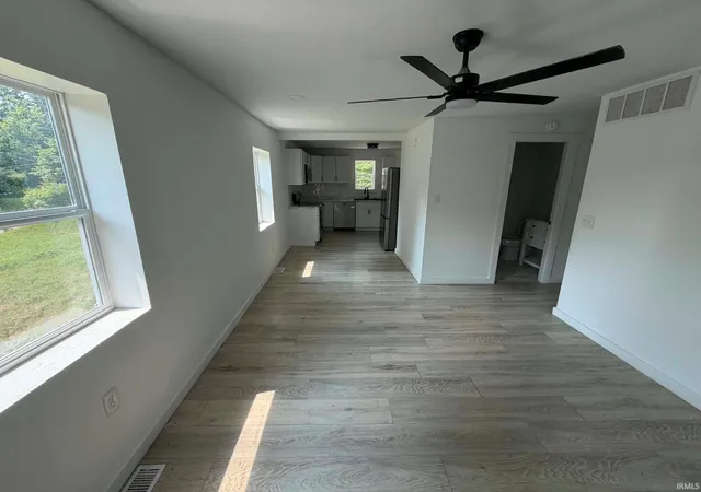 Photo 4 of Manufactured home for sale at 911 Lafayette Ave, Oolitic, IN 47451 | MLS# 202630689 | Listing updated on 2026-09-08