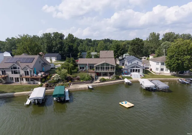 Manufactured home for sale at 1550 N Shore Dr, Rome City, IN 46784 | MLS# 202630692