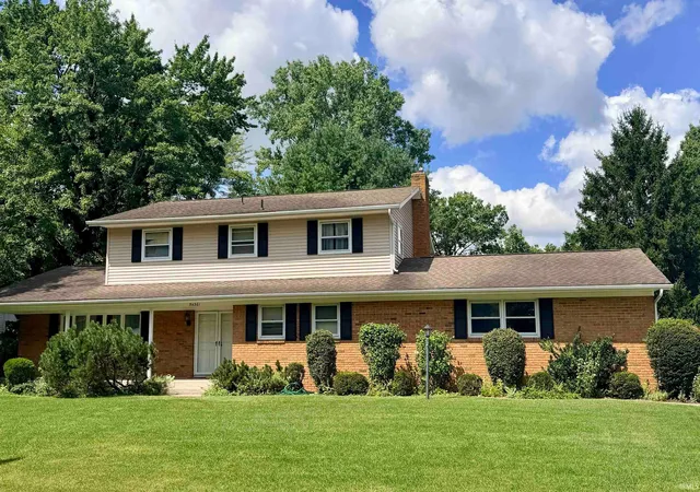 Photo 1 of Sale Pending at 54361 Old Bedford Trl, Mishawaka, IN 46545 | MLS# 202630697 | Listing updated on 2026-08-04