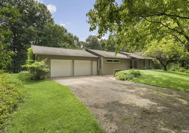 Photo 3 of Manufactured home for sale at 26670 Brush Trl, South Bend, IN 46628 | MLS# 202630700 | Listing updated on 2026-08-20