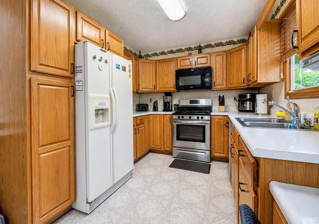 Photo 4 of Manufactured home for sale at 2190 E 100 South, Knox, IN 46534 | MLS# 202630707 | Listing updated on 2026-07-30