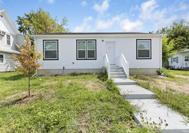 Photo 1 of Manufactured home for sale at 2204 Kemble Ave, South Bend, IN 46613 | MLS# 202630712 | Listing updated on 2026-09-04