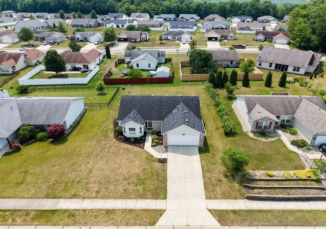 Photo 4 of Manufactured home for sale at 2021 Granny Smith Pl, Kendallville, IN 46755 | MLS# 202630720 | Listing updated on 2026-08-28