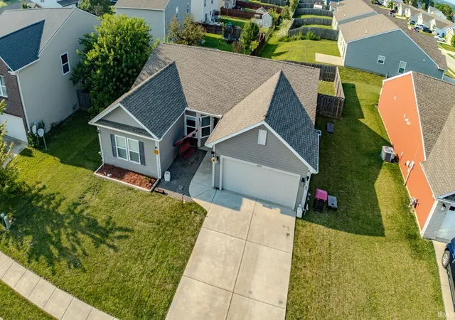 Photo 4 of Sale Pending at 2698 Gawain Dr, Lafayette, IN 47909 | MLS# 202630730 | Listing updated on 2026-08-26