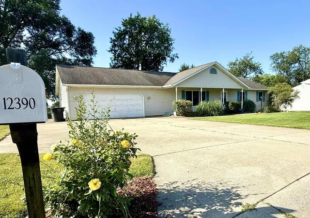 Photo 41 of Manufactured home for sale at 12390 Campfire Dr, Granger, IN 46530 | MLS# 202630740 | Listing updated on 2026-07-30