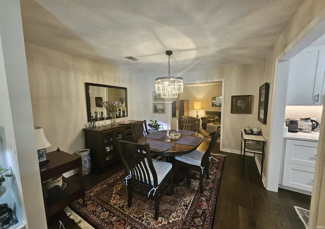 Photo 3 of Condo for sale at 6618 Newburgh Rd, Evansville, IN 47715 | MLS# 202630748 | Listing updated on 2026-10-04