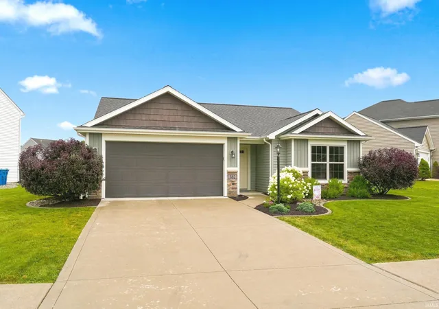 Photo 2 of Sale Pending at 382 Heyford Ct, Fort Wayne, IN 46818 | MLS# 202630752 | Listing updated on 2026-08-01