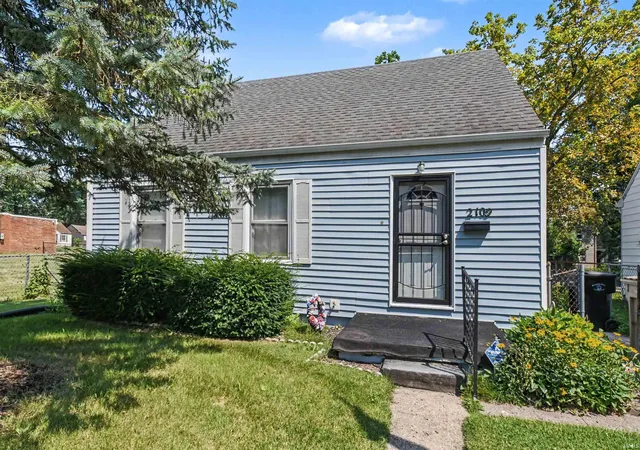 Photo 1 of Single family home for sale at 2109 Elwood Ave, South Bend, IN 46628 | MLS# 202630781 | Listing updated on 2026-07-30