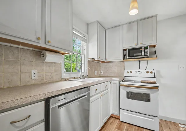 Photo 4 of Manufactured home for sale at 54345 Maple Ln Ave, South Bend, IN 46635 | MLS# 202630782 | Listing updated on 2026-08-30