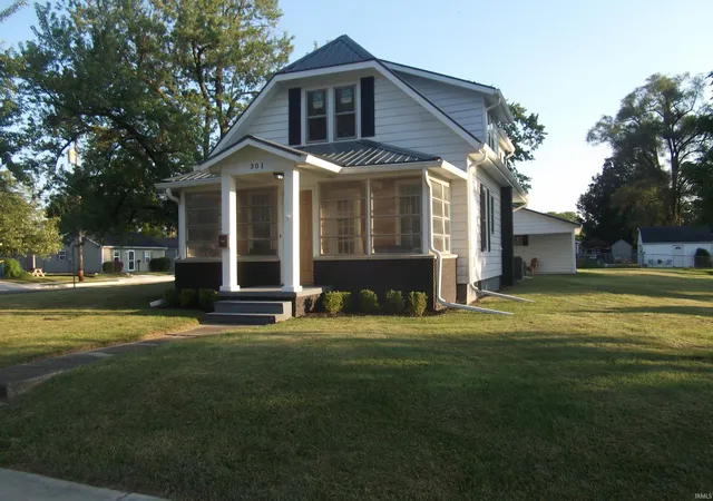 Photo 2 of Manufactured home for sale at 301 E Mill St, Angola, IN 46703 | MLS# 202630786 | Listing updated on 2026-09-01