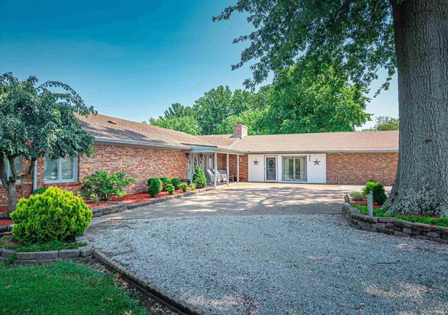 Photo 2 of Manufactured home for sale at 9615 Old State Rd, Evansville, IN 47711 | MLS# 202630791 | Listing updated on 2026-08-25
