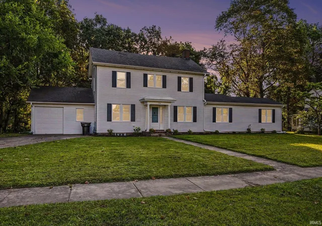 Photo 2 of Sale Pending at 1744 Kessler Blvd, South Bend, IN 46616 | MLS# 202630816 | Listing updated on 2026-09-14